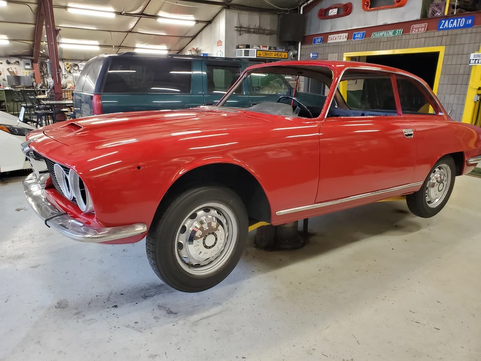1966 Alfa Romeo 2600 - Image 11 of 31
