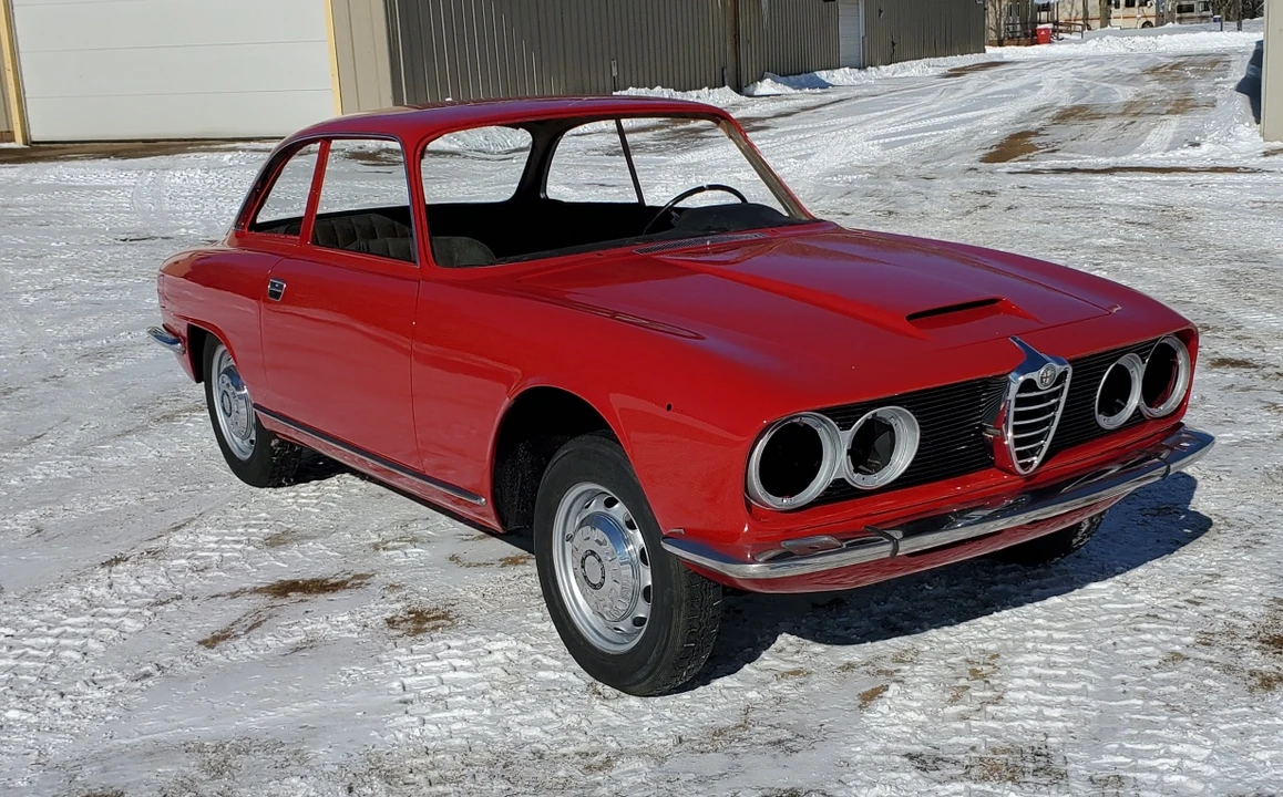 1966 Alfa Romeo 2600 - Image 6 of 31