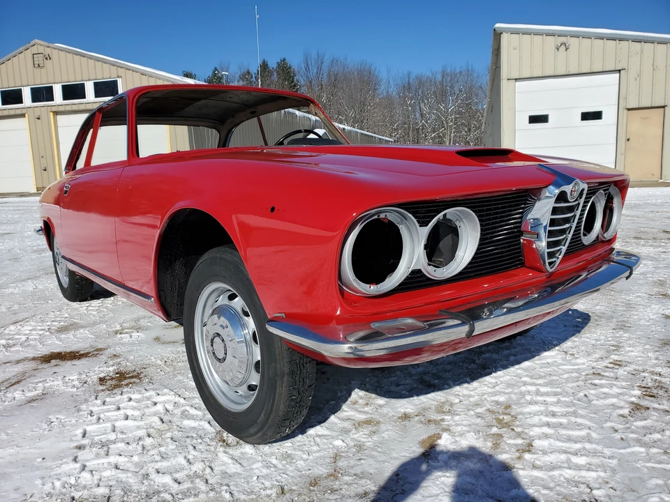 1966 Alfa Romeo 2600 - Image 7 of 31