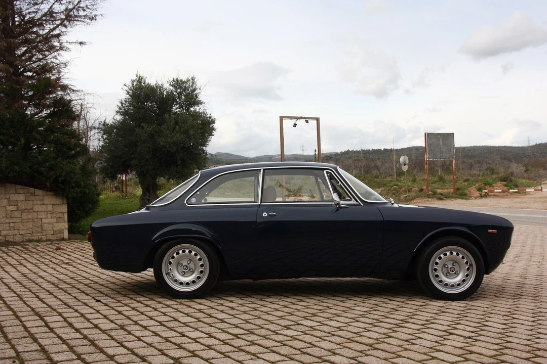 1966 Alfa Romeo GT 1300 Junior - Image 8 of 16