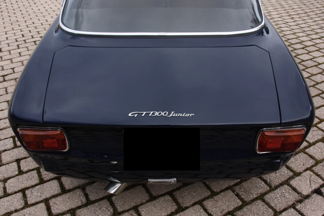 1966 Alfa Romeo GT 1300 Junior - Image 14 of 16