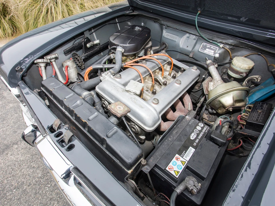 1966 Alfa Romeo GT 1300 Junior - Image 15 of 31