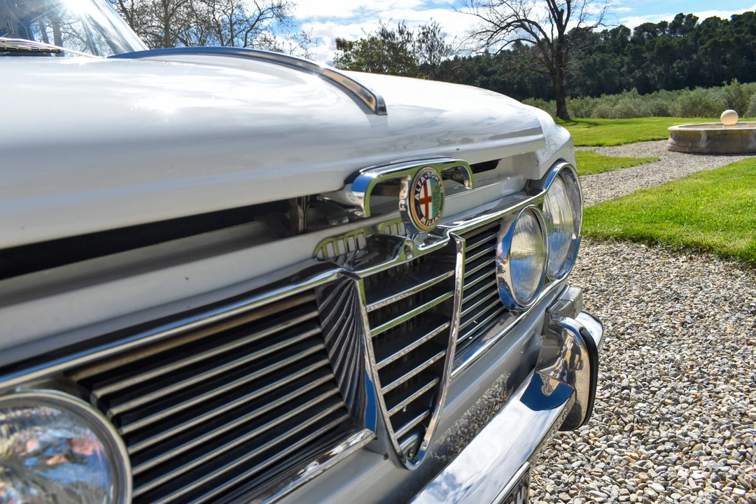 1966 Alfa Romeo 105/115 Series - Image 23 of 31