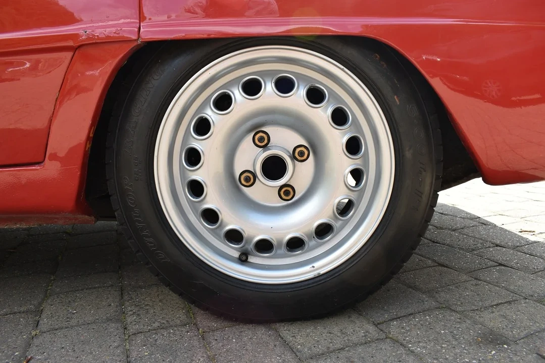 1966 Alfa Romeo Giulia Sprint GT Veloce - Image 30 of 30