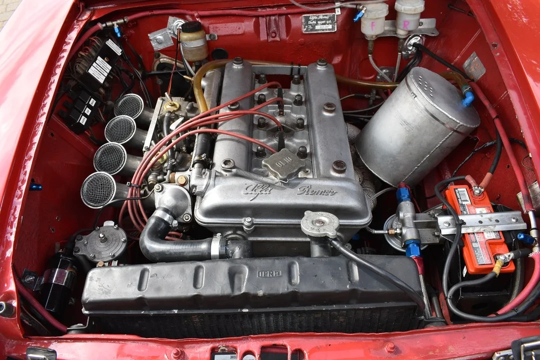 1966 Alfa Romeo Giulia Sprint GT Veloce - Image 7 of 30