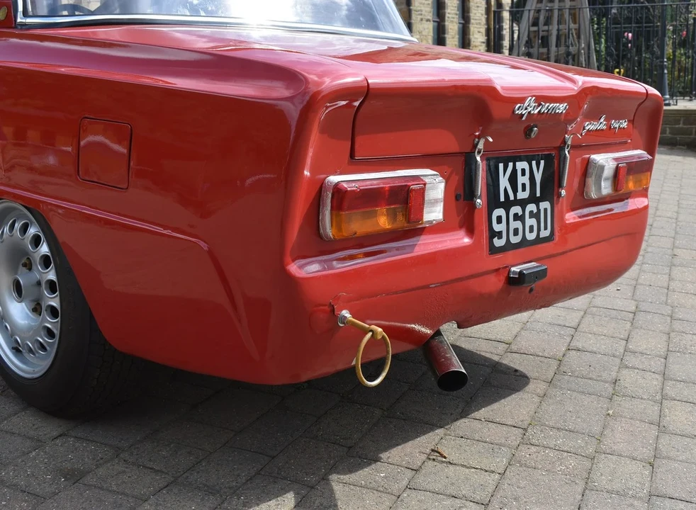 1966 Alfa Romeo Giulia Sprint GT Veloce - Image 27 of 30