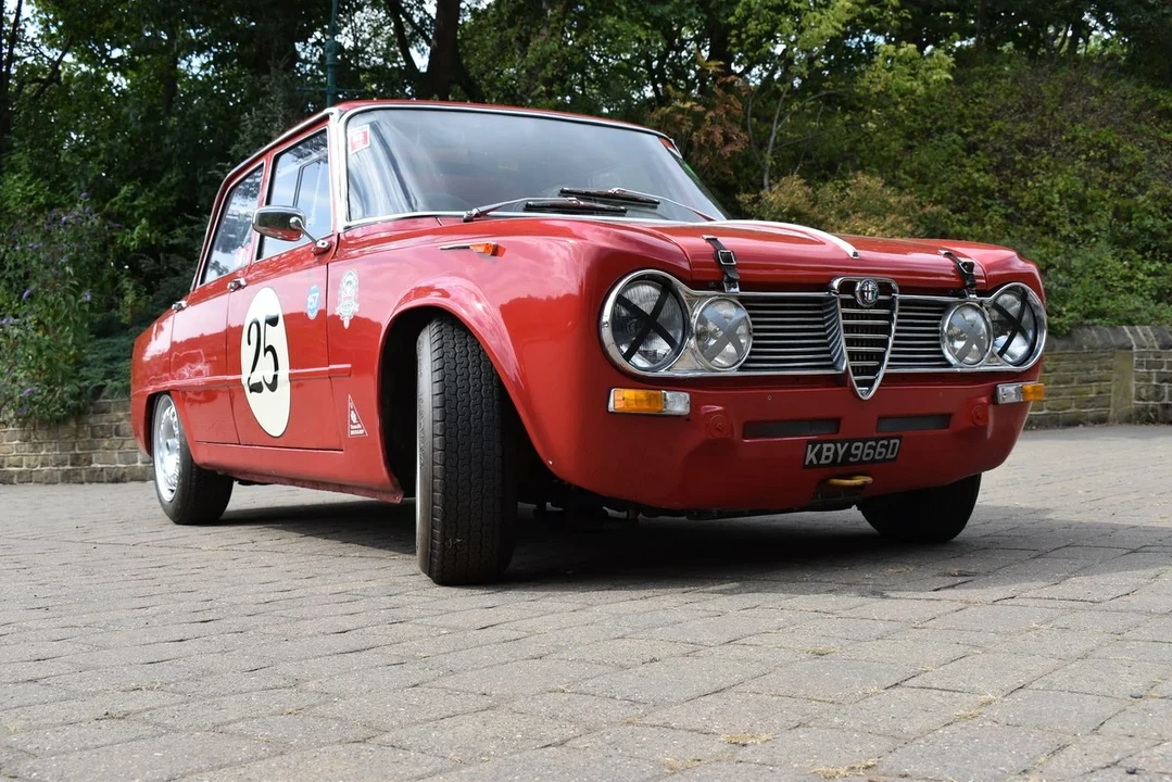 1966 Alfa Romeo Giulia Sprint GT Veloce - Image 12 of 30