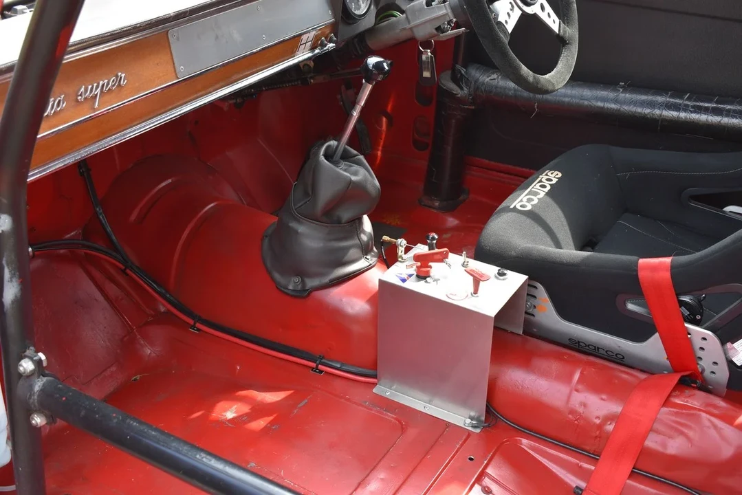 1966 Alfa Romeo Giulia Sprint GT Veloce - Image 6 of 30