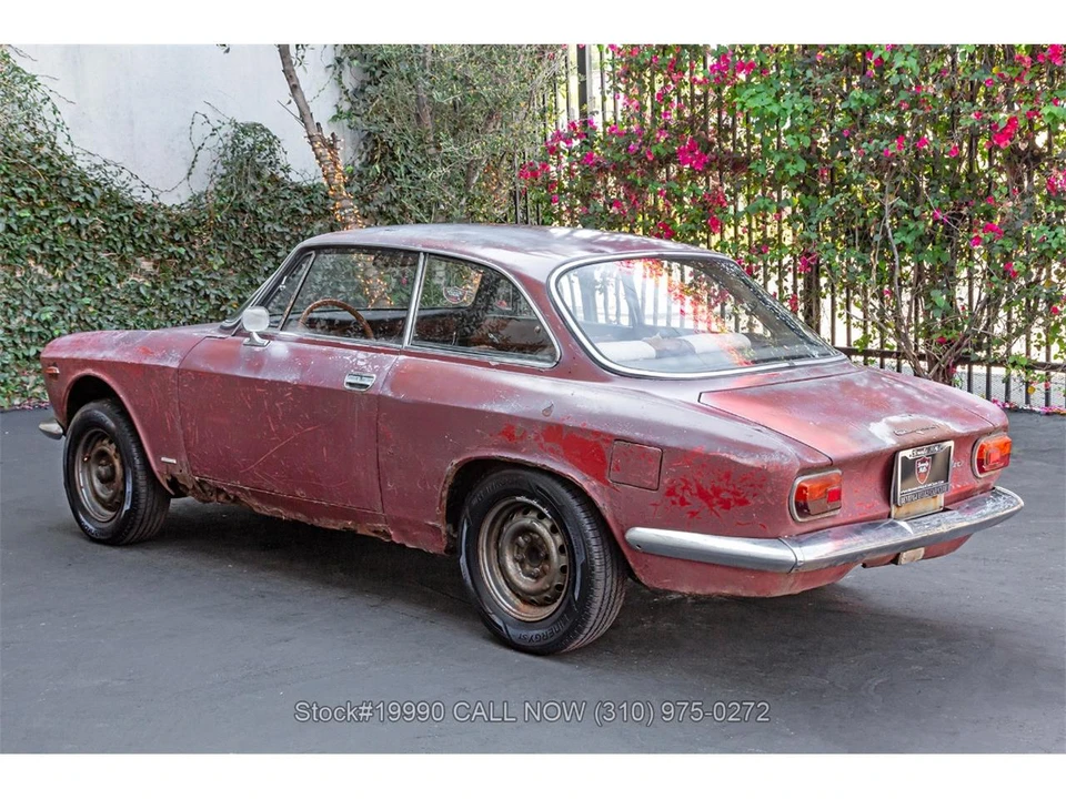 1966 Alfa Romeo Giulia Sprint GT Veloce - Image 7 of 31