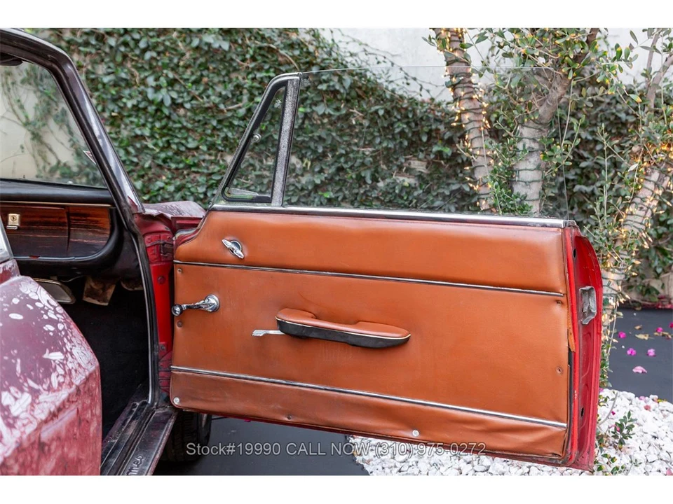 1966 Alfa Romeo Giulia Sprint GT Veloce - Image 23 of 31