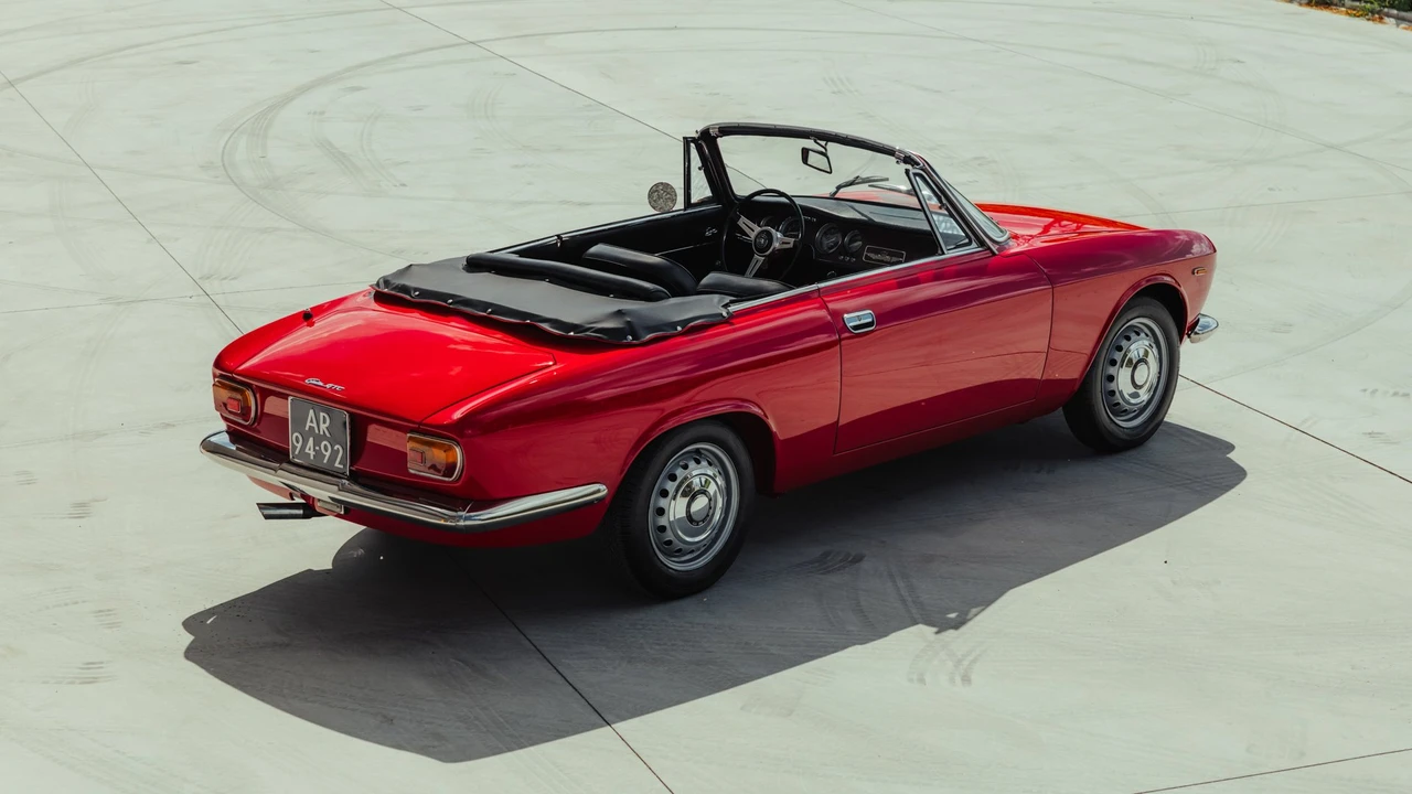 1966 Alfa Romeo Giulia GTC - Image 2 of 23