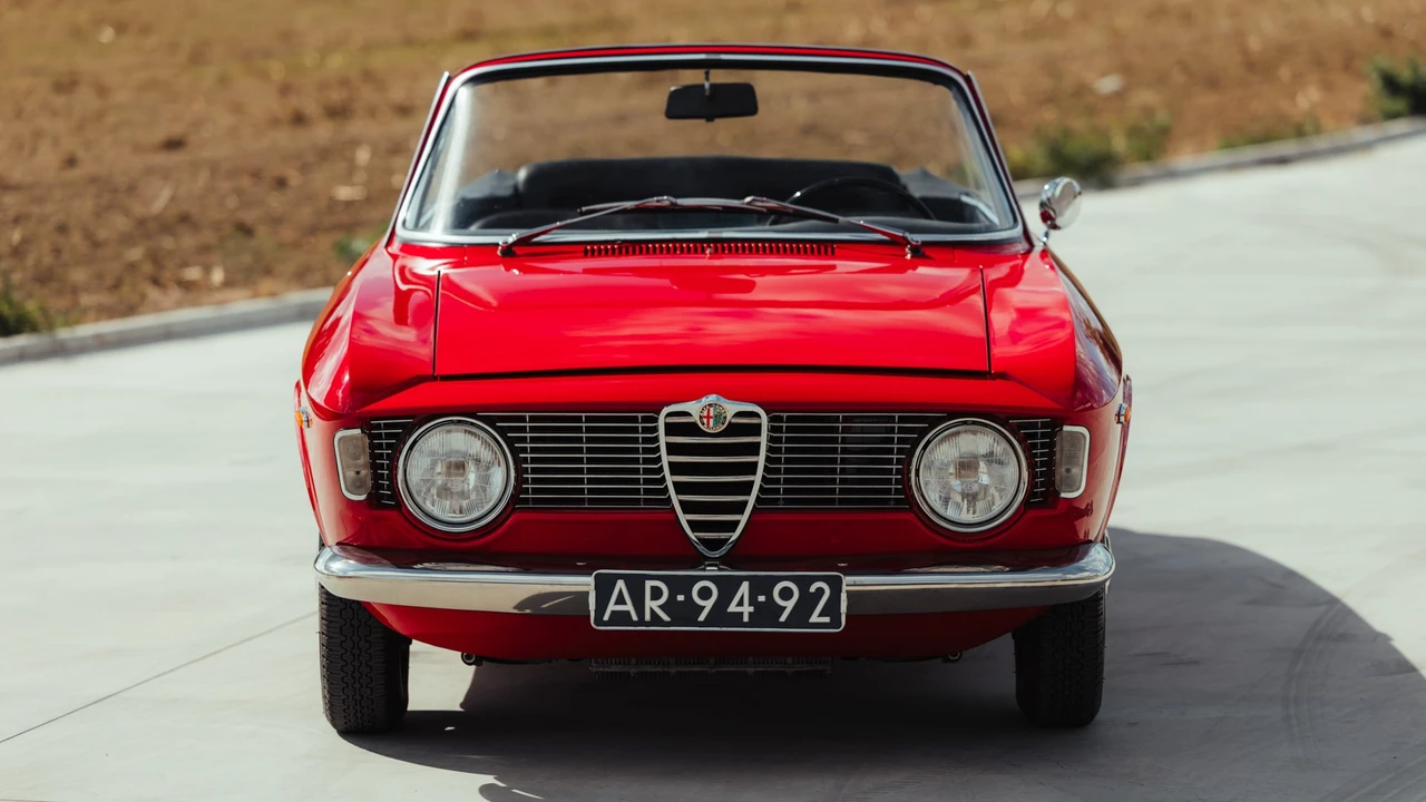 1966 Alfa Romeo Giulia GTC - Image 5 of 23