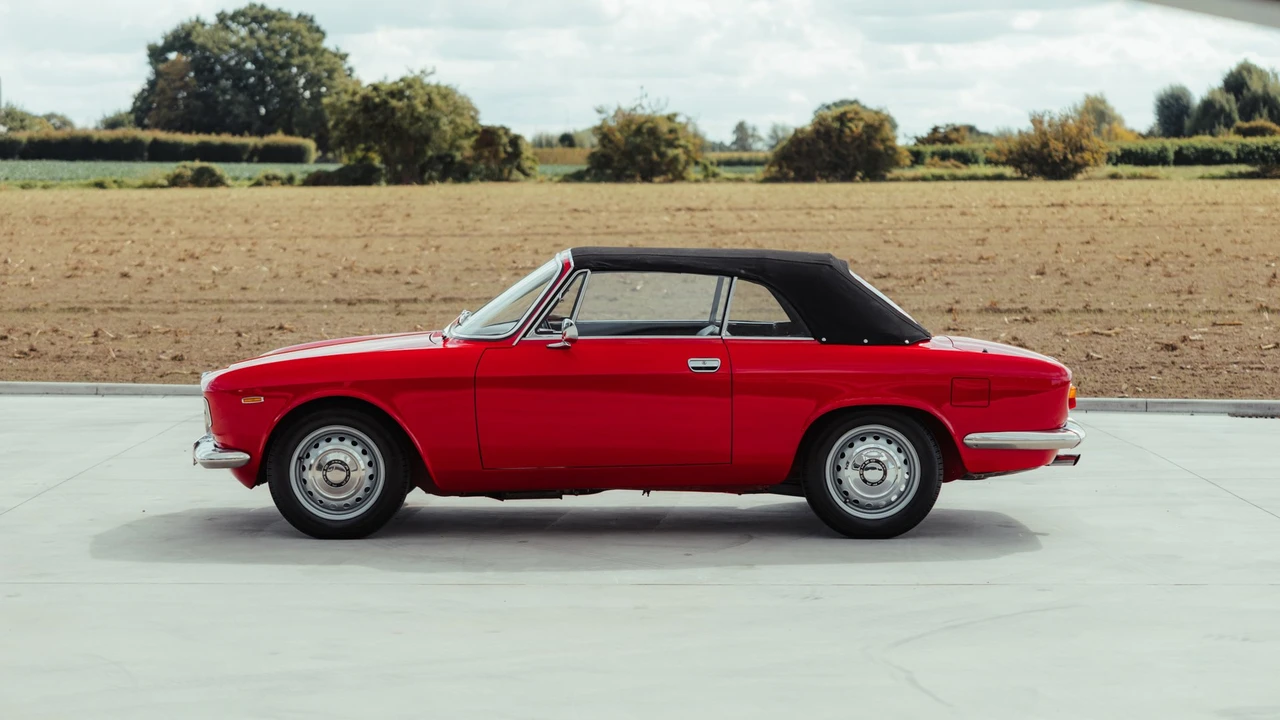 1966 Alfa Romeo Giulia GTC - Image 3 of 23