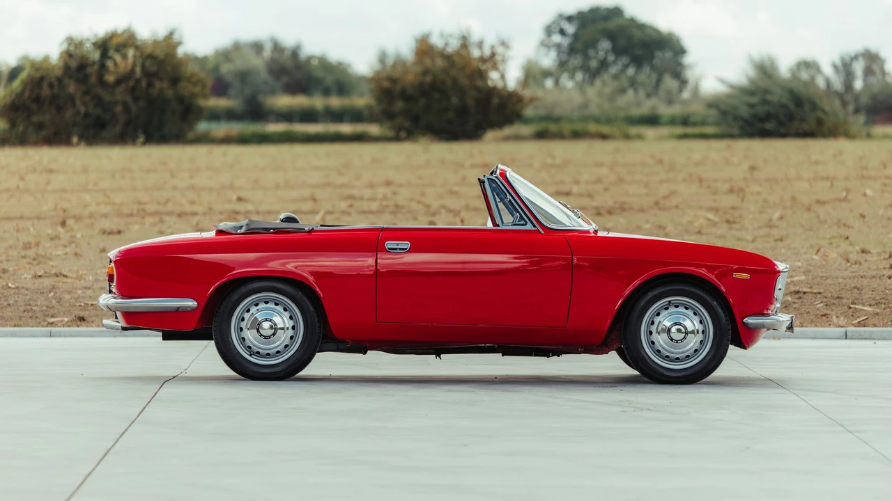 1966 Alfa Romeo Giulia GTC - Image 4 of 23