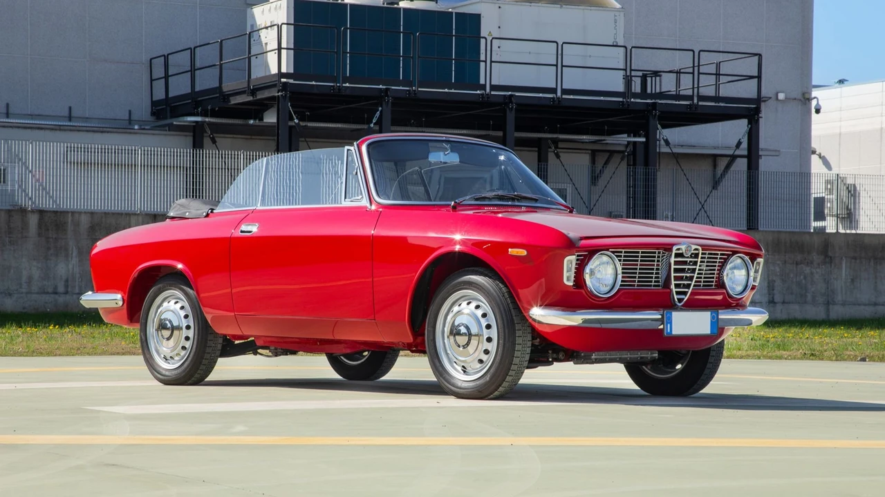 1966 Alfa Romeo Giulia GTC - Image 8 of 31