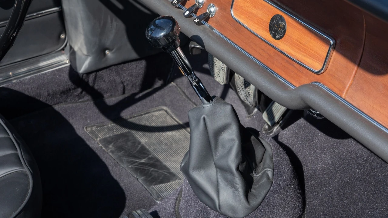 1966 Alfa Romeo Giulia GTC - Image 30 of 31