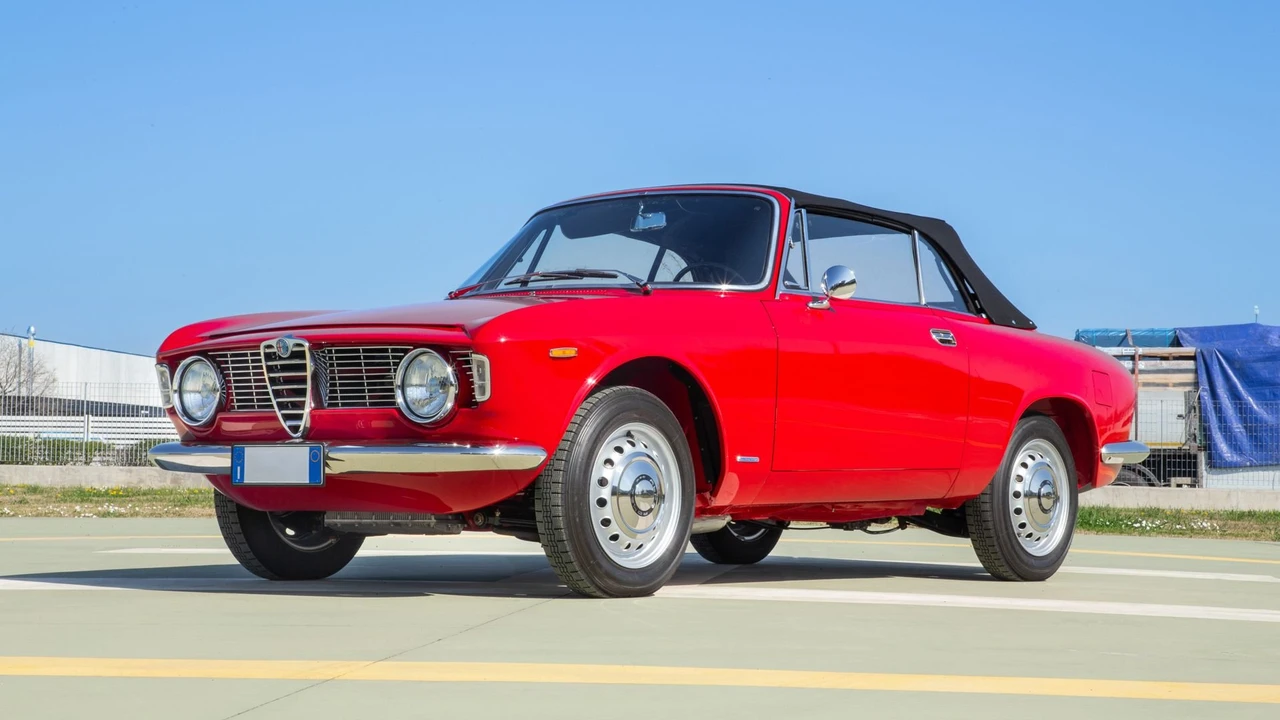 1966 Alfa Romeo Giulia GTC - Image 19 of 31