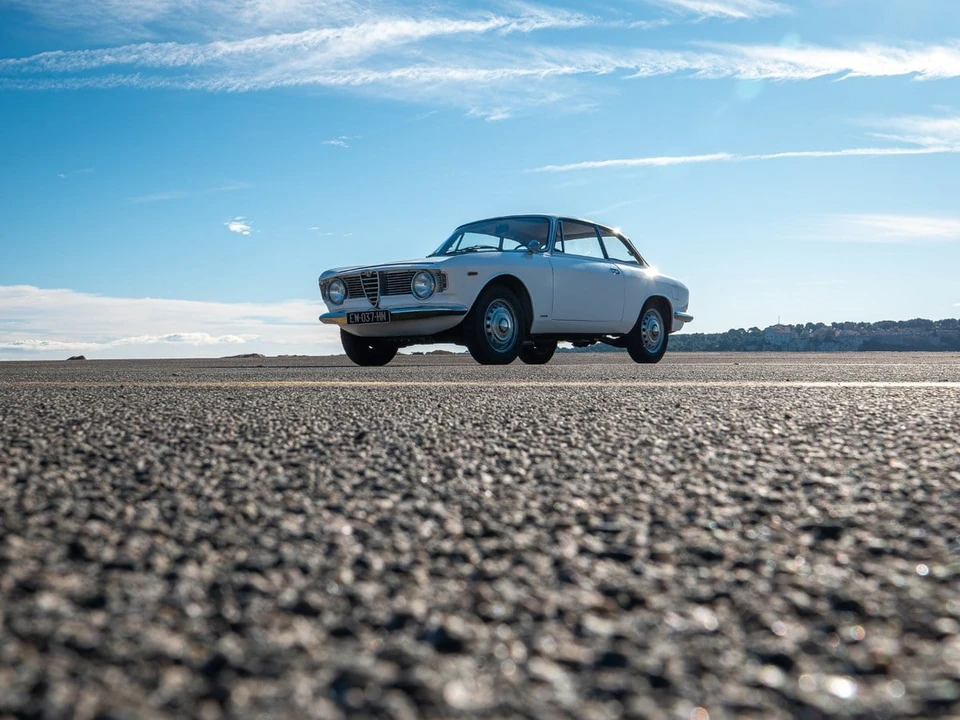 1966 Alfa Romeo Sprint - Image 4 of 31