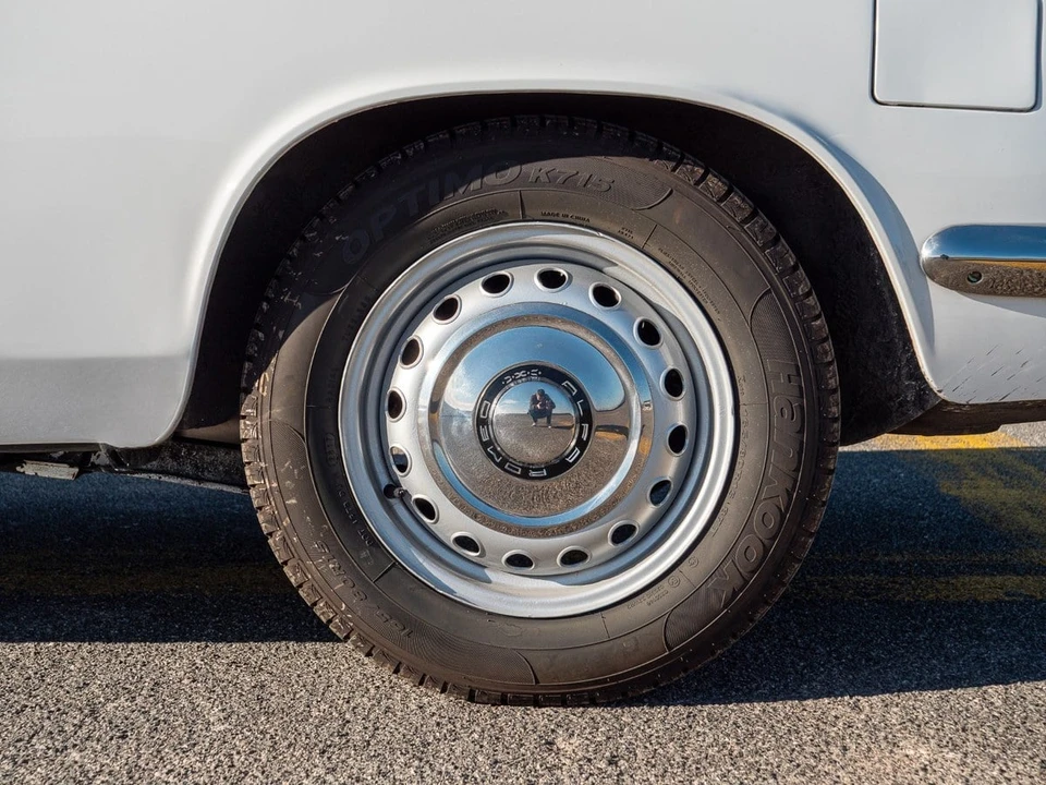 1966 Alfa Romeo Sprint - Image 15 of 31