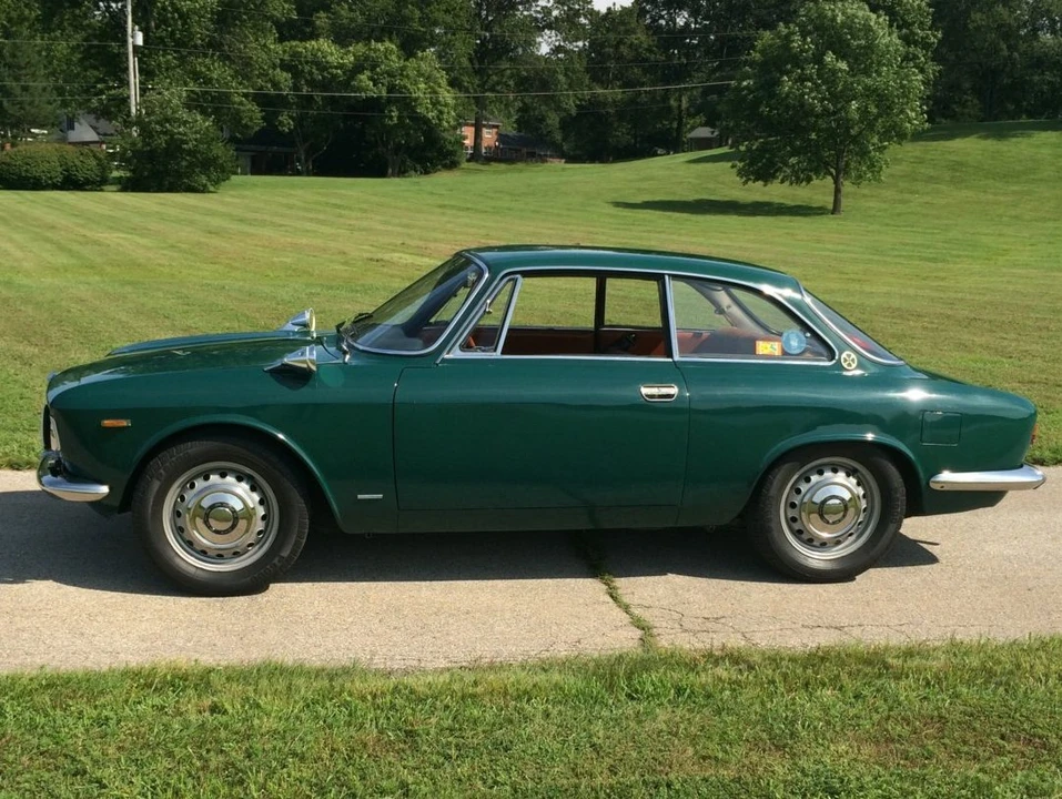1966 Alfa Romeo Giulia Sprint GT - Image 3 of 31