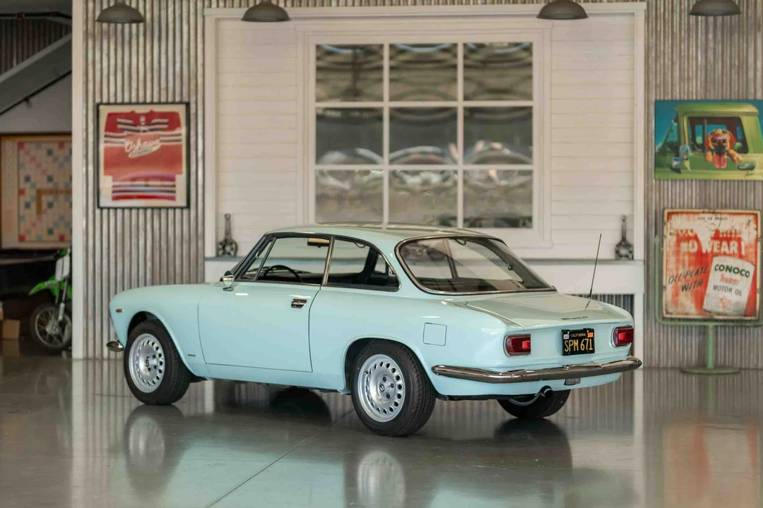 1966 Alfa Romeo Giulia Sprint GT - Image 31 of 31