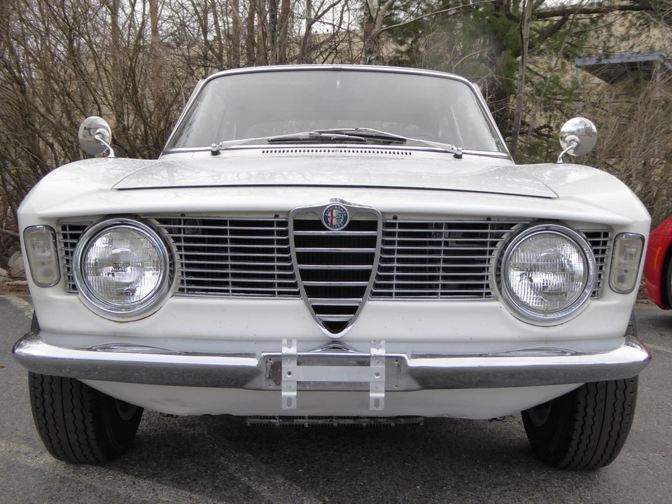 1966 Alfa Romeo Giulia Sprint GT - Image 14 of 31