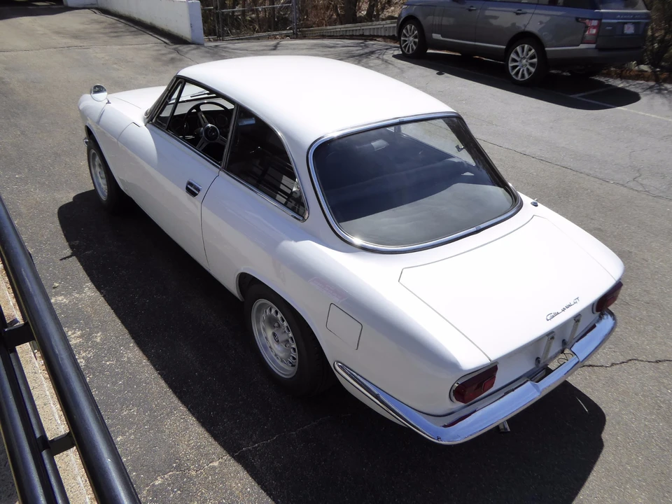 1966 Alfa Romeo Giulia Sprint GT - Image 3 of 31