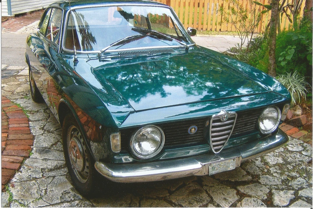 1966 Alfa Romeo Giulia Sprint GT - Image 10 of 31