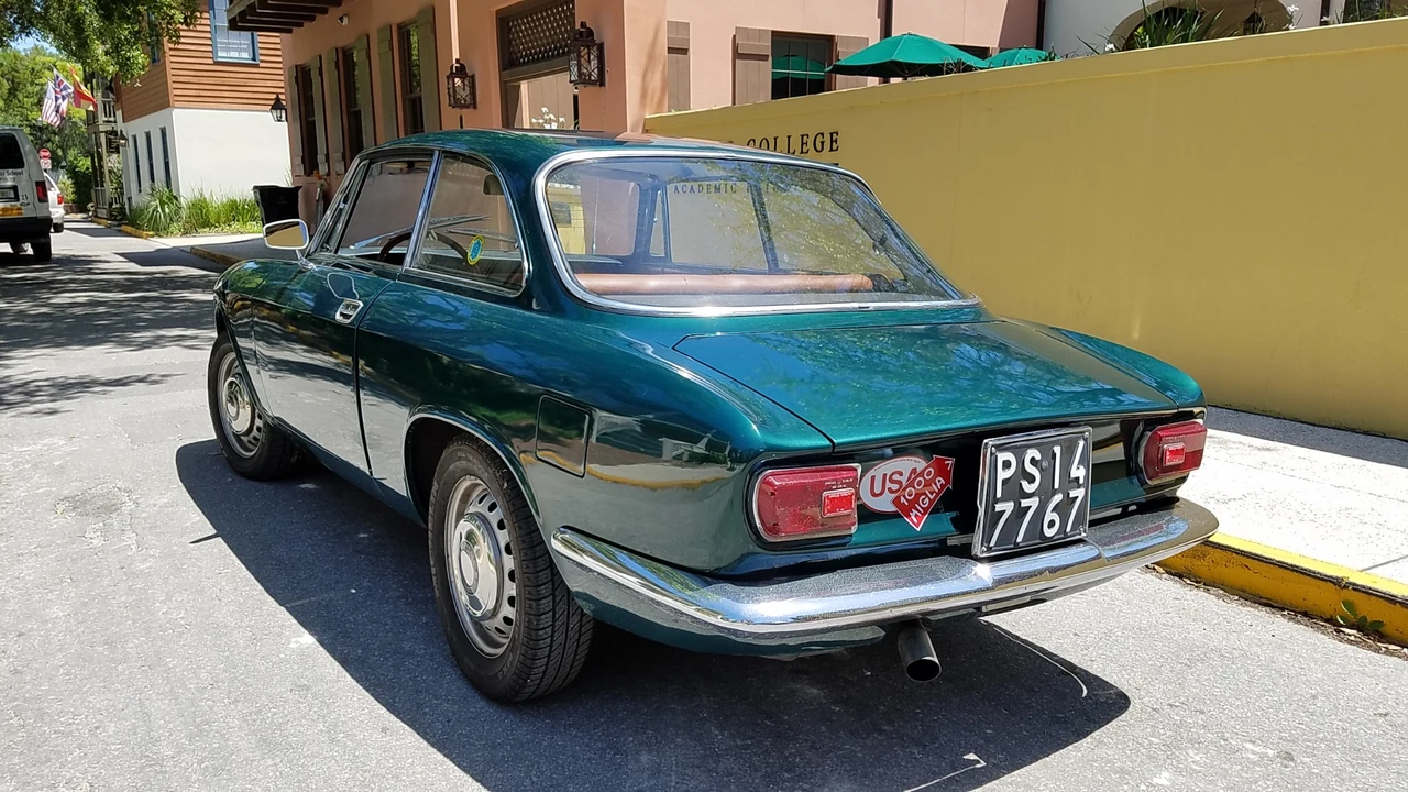 1966 Alfa Romeo Giulia Sprint GT - Image 9 of 31