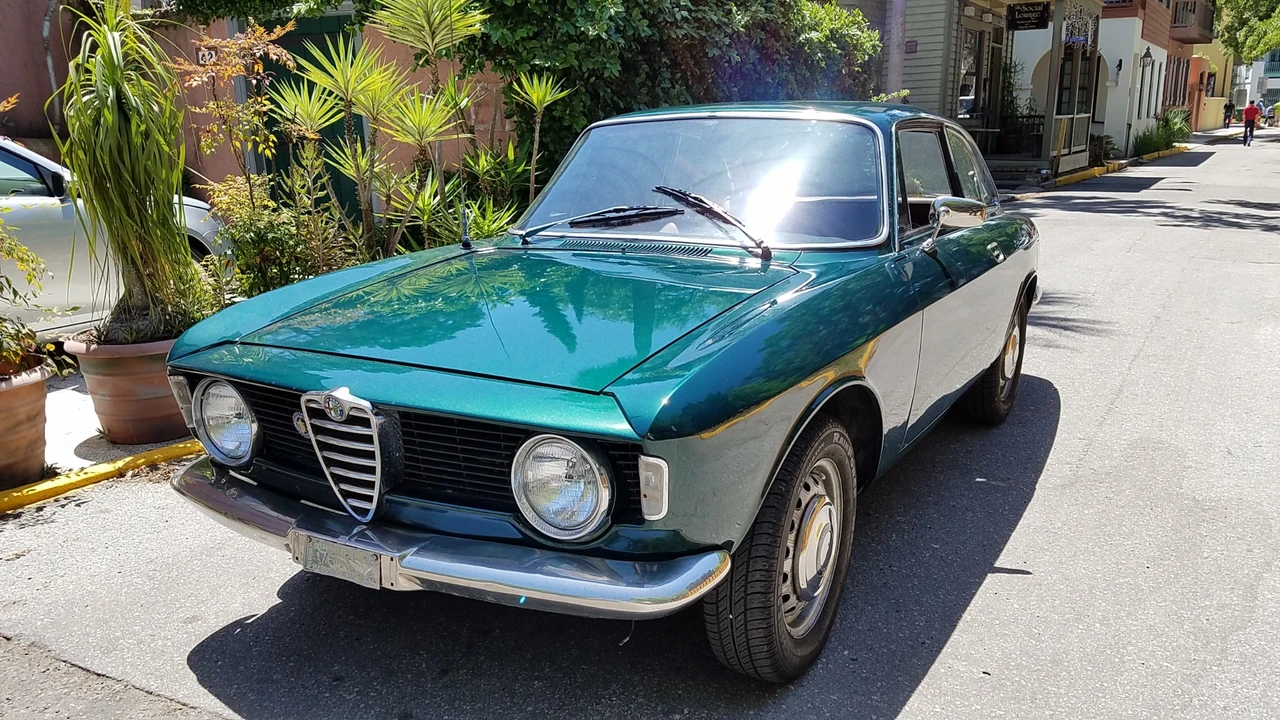 1966 Alfa Romeo Giulia Sprint GT - Image 4 of 31