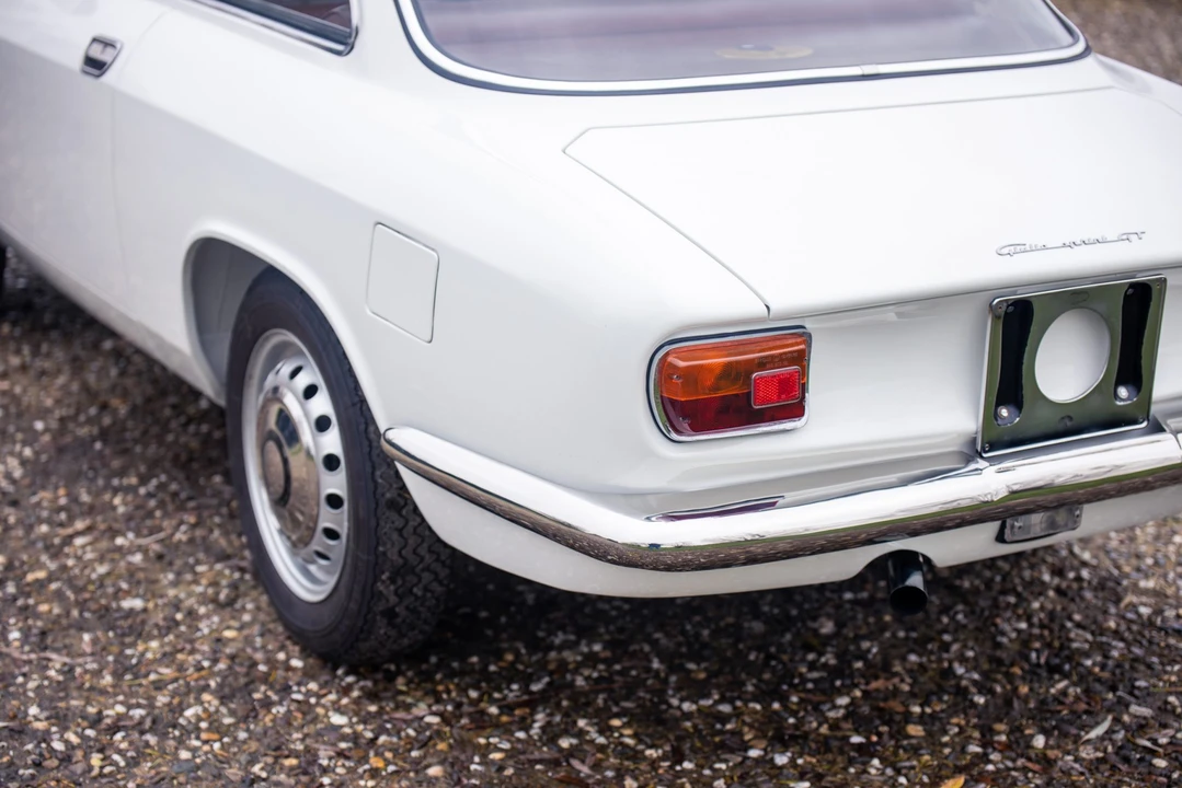 1966 Alfa Romeo Giulia Sprint GT - Image 31 of 31