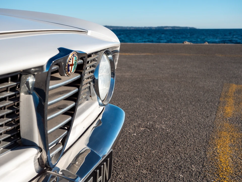 1966 Alfa Romeo Giulia Sprint GT - Image 25 of 31