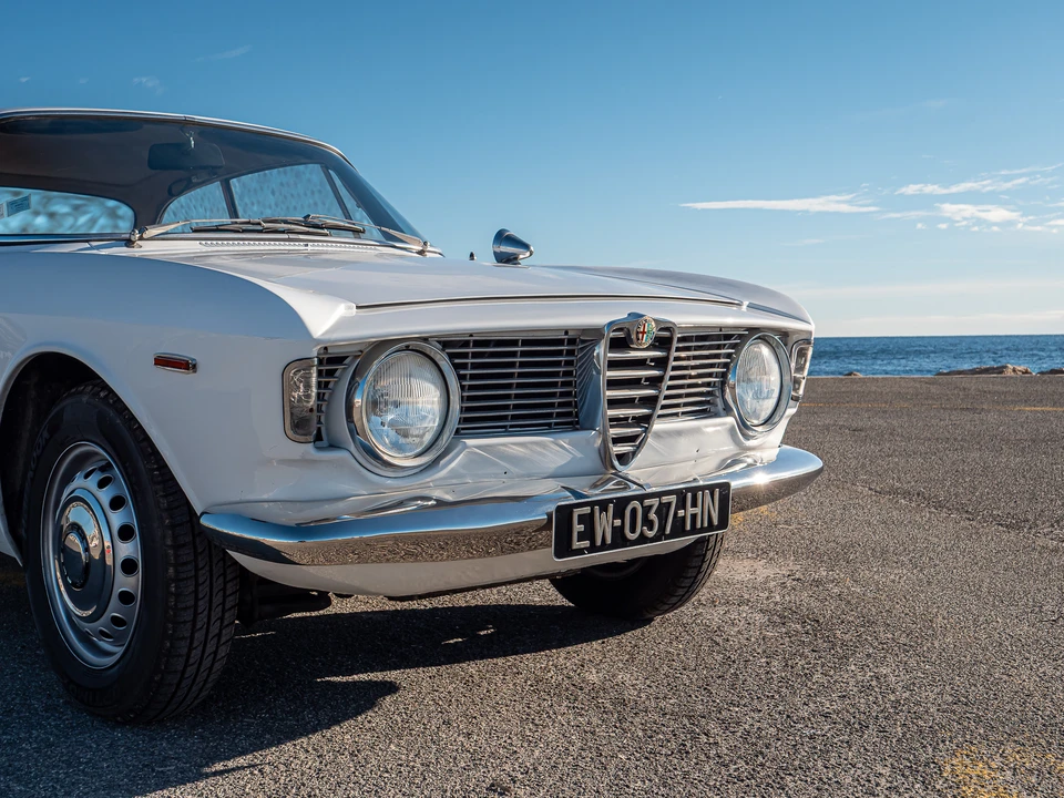 1966 Alfa Romeo Giulia Sprint GT - Image 14 of 31