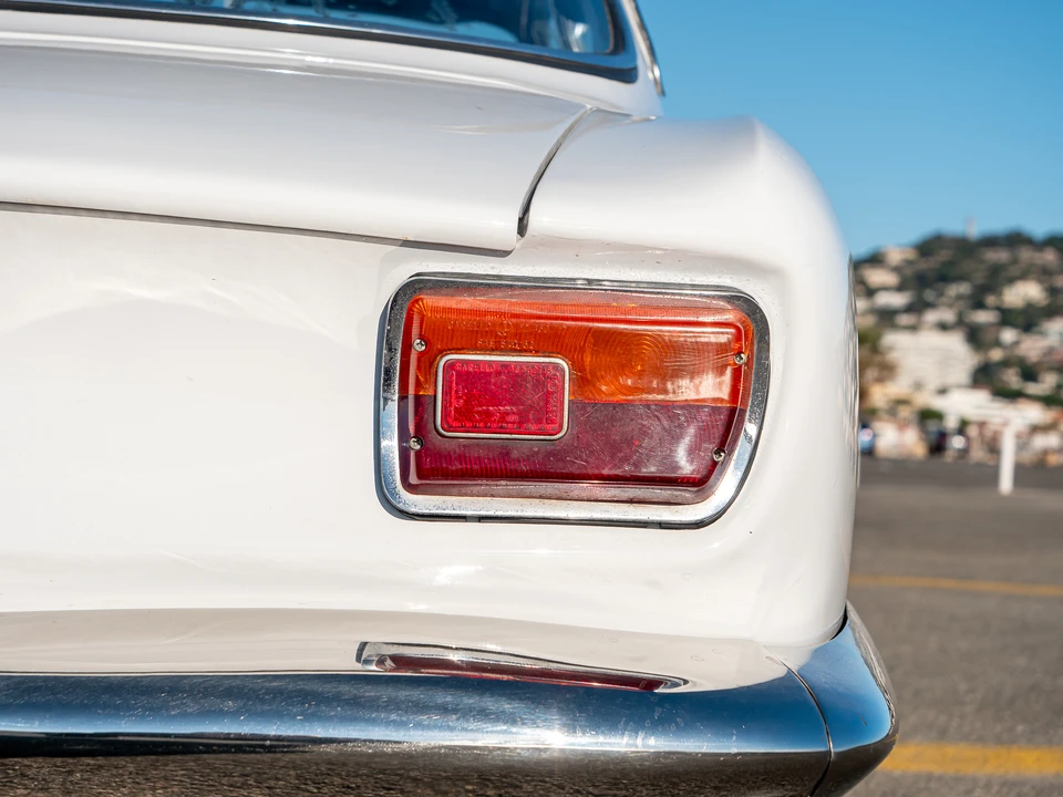 1966 Alfa Romeo Giulia Sprint GT - Image 23 of 31