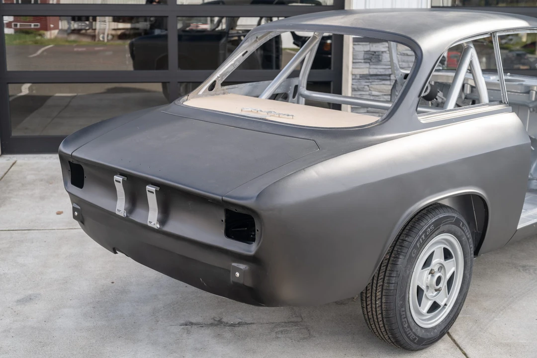 1966 Alfa Romeo Giulia Sprint GT - Image 14 of 31