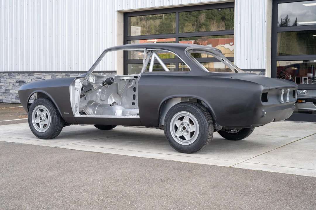 1966 Alfa Romeo Giulia Sprint GT - Image 6 of 31