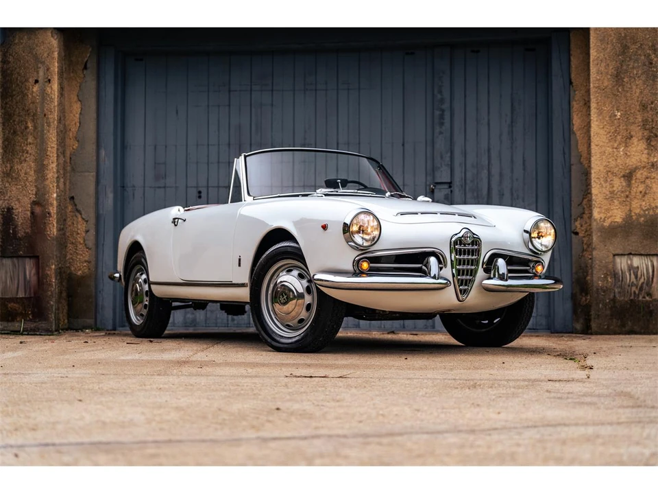 1966 Alfa Romeo Giulia Sprint GT Veloce - Image 2 of 31