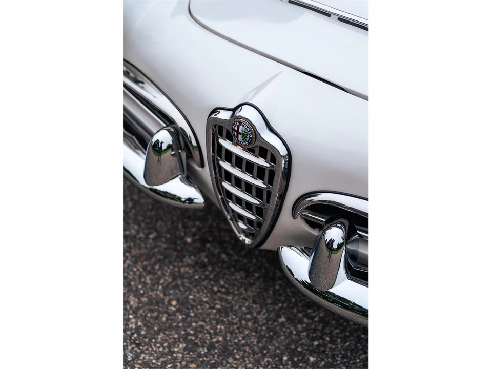1966 Alfa Romeo Giulia Sprint GT Veloce - Image 8 of 31