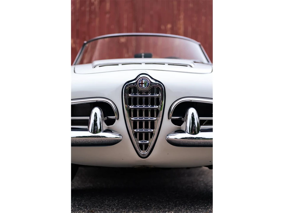 1966 Alfa Romeo Giulia Sprint GT Veloce - Image 10 of 31