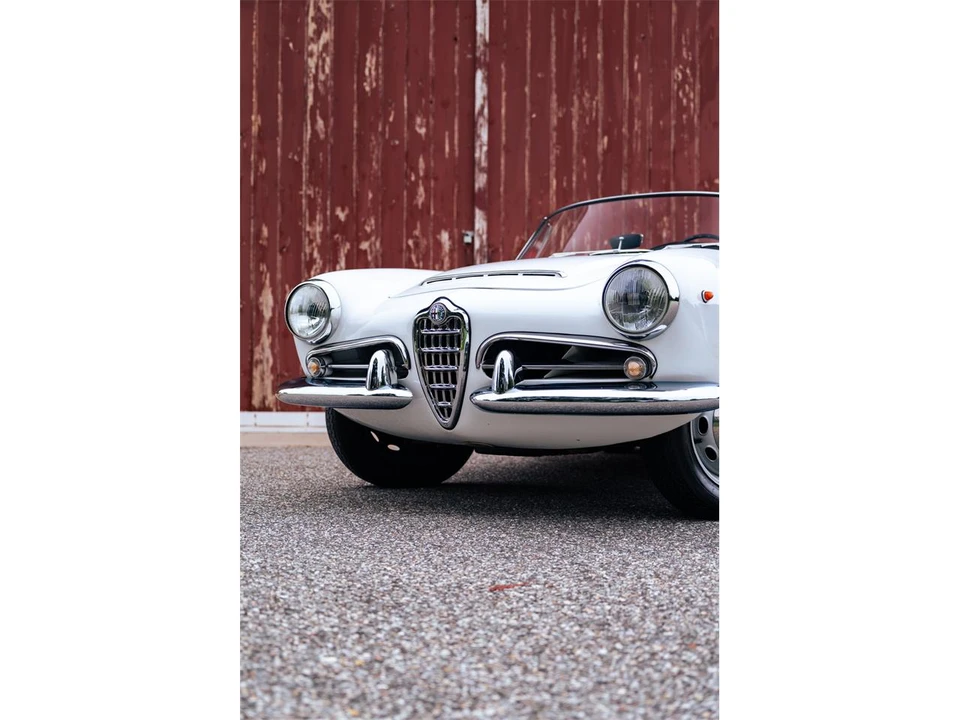 1966 Alfa Romeo Giulia Sprint GT Veloce - Image 13 of 31