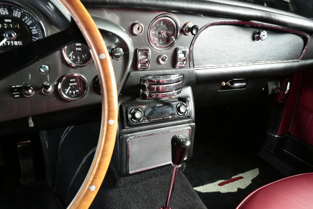 1966 Aston Martin DB5 Convertible - Image 7 of 31
