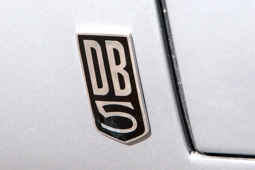 1966 Aston Martin DB5 Convertible - Image 30 of 31