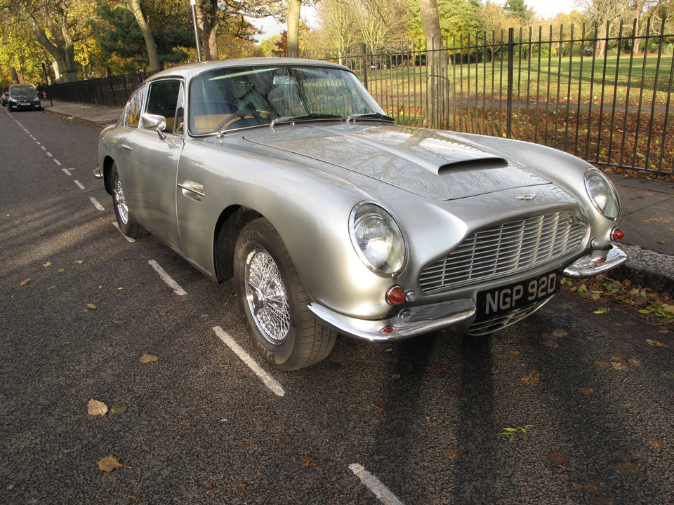1966 Aston Martin DB6 - Image 14 of 17