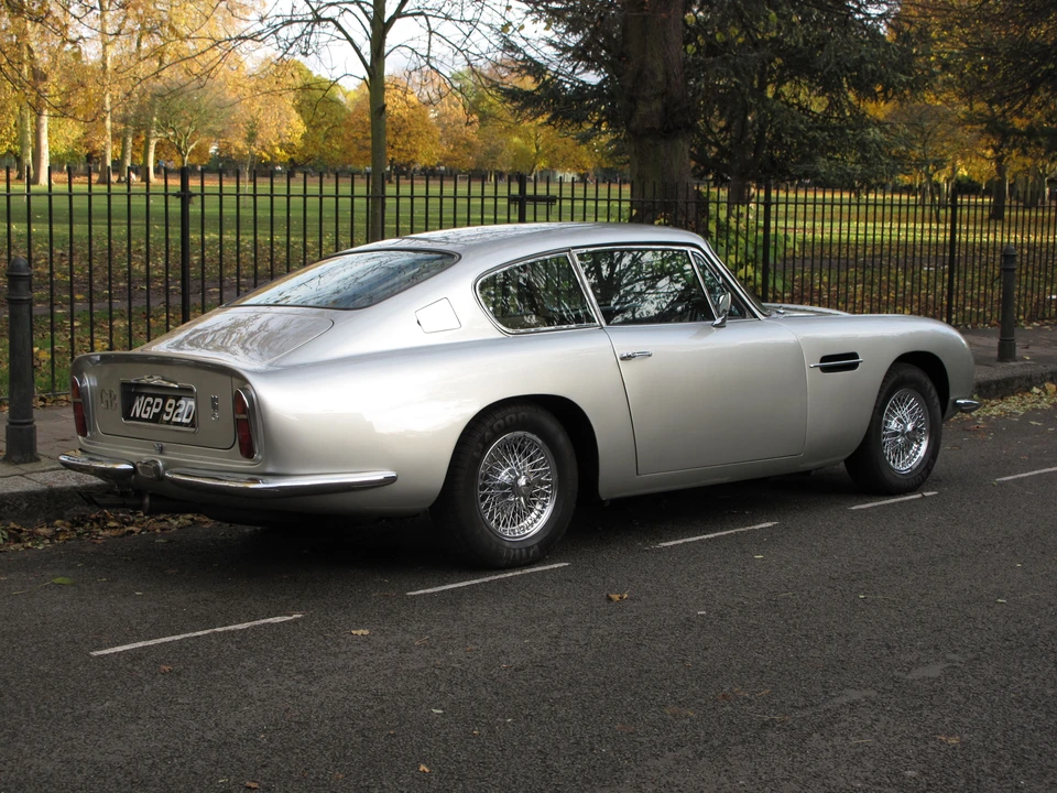 1966 Aston Martin DB6 - Image 12 of 17