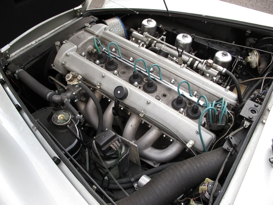 1966 Aston Martin DB6 - Image 7 of 17