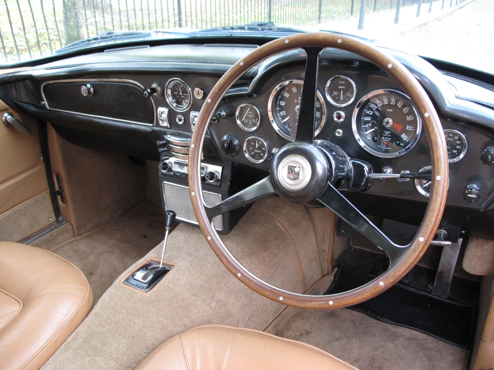 1966 Aston Martin DB6 - Image 15 of 17