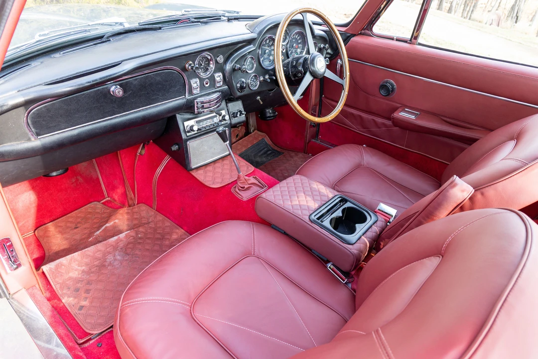 1966 Aston Martin DB6 - Image 24 of 31