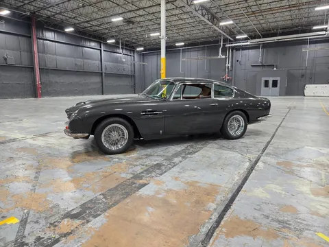 1966 Aston Martin DB6 Vantage