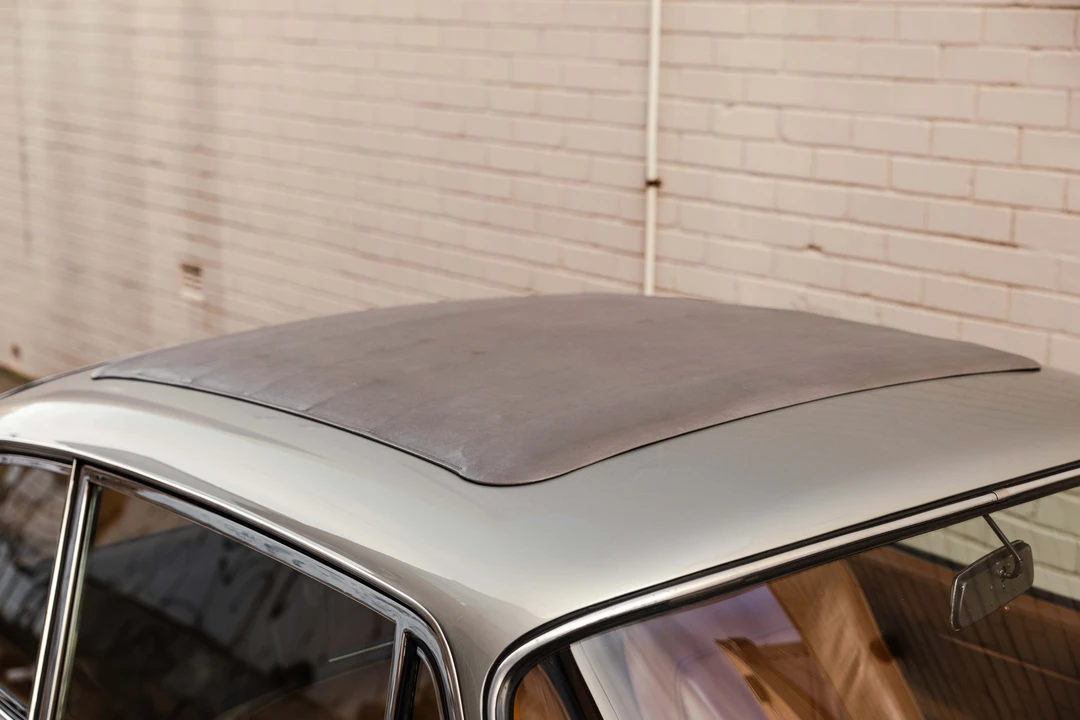 1966 Aston Martin DB6 - Image 27 of 31