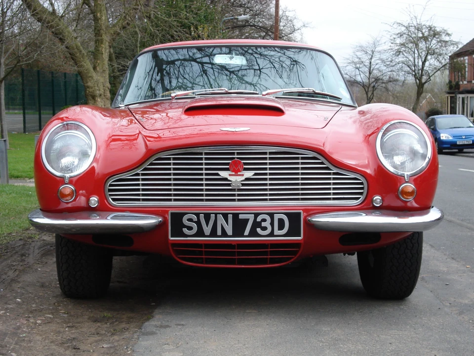 1966 Aston Martin DB6 Vantage - Image 11 of 13
